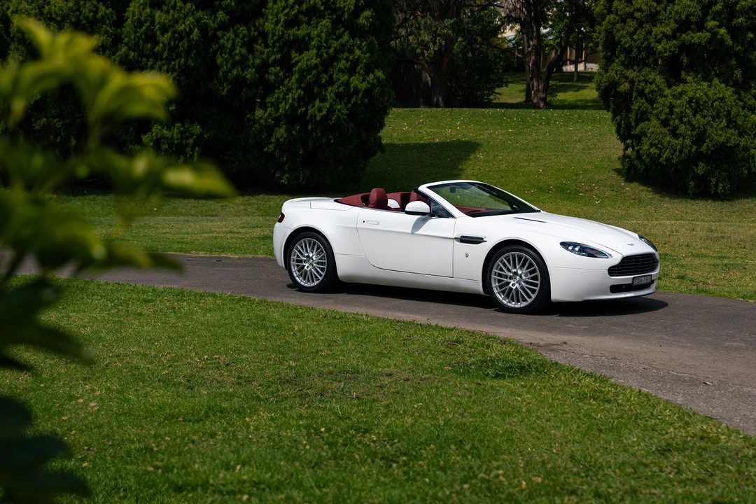 2011 Aston Martin V8 Vantage (2006-2017) - Image 17 of 31