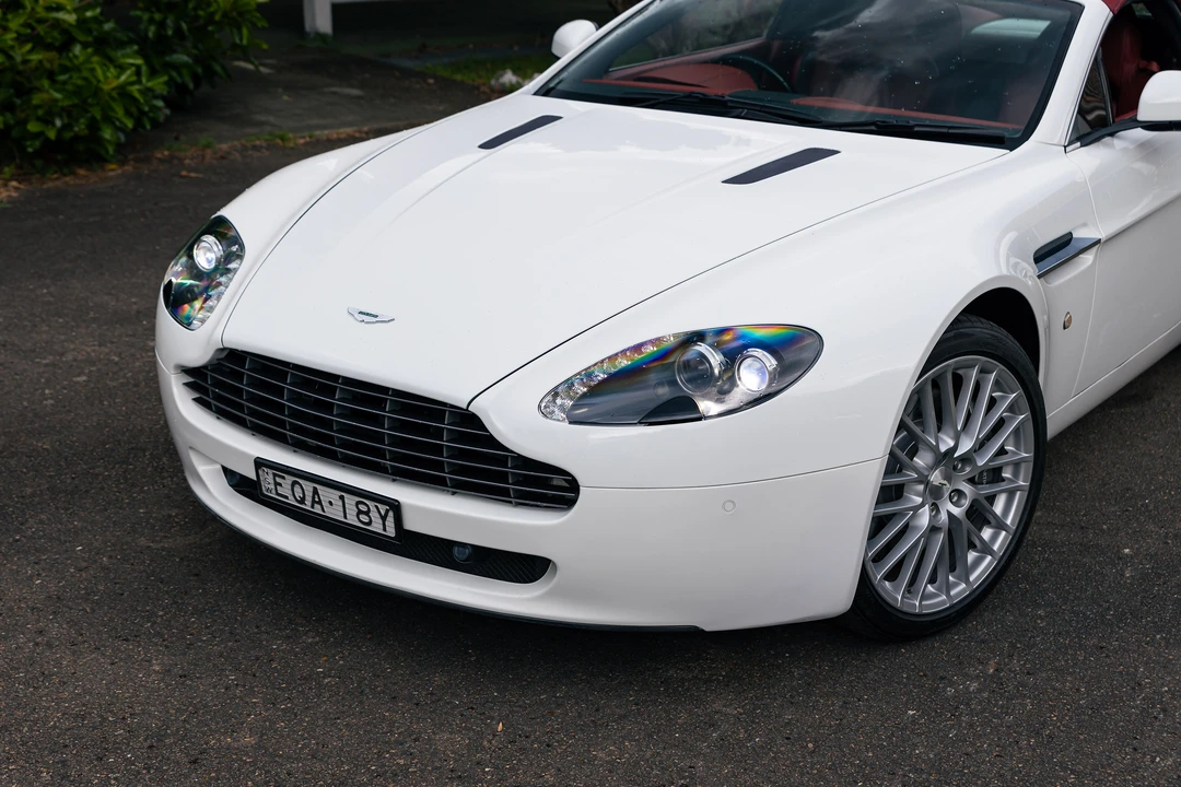2011 Aston Martin V8 Vantage (2006-2017) - Image 28 of 31