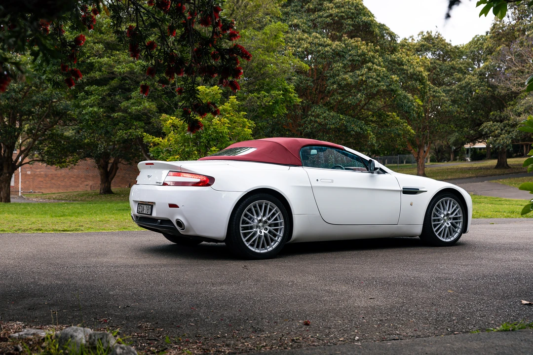 2011 Aston Martin V8 Vantage (2006-2017) - Image 7 of 31