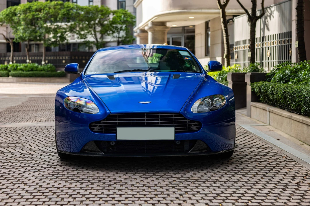 2011 Aston Martin V8 Vantage (2006-2017) - Image 2 of 31