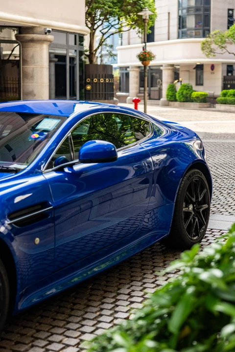 2011 Aston Martin V8 Vantage (2006-2017) - Image 28 of 31