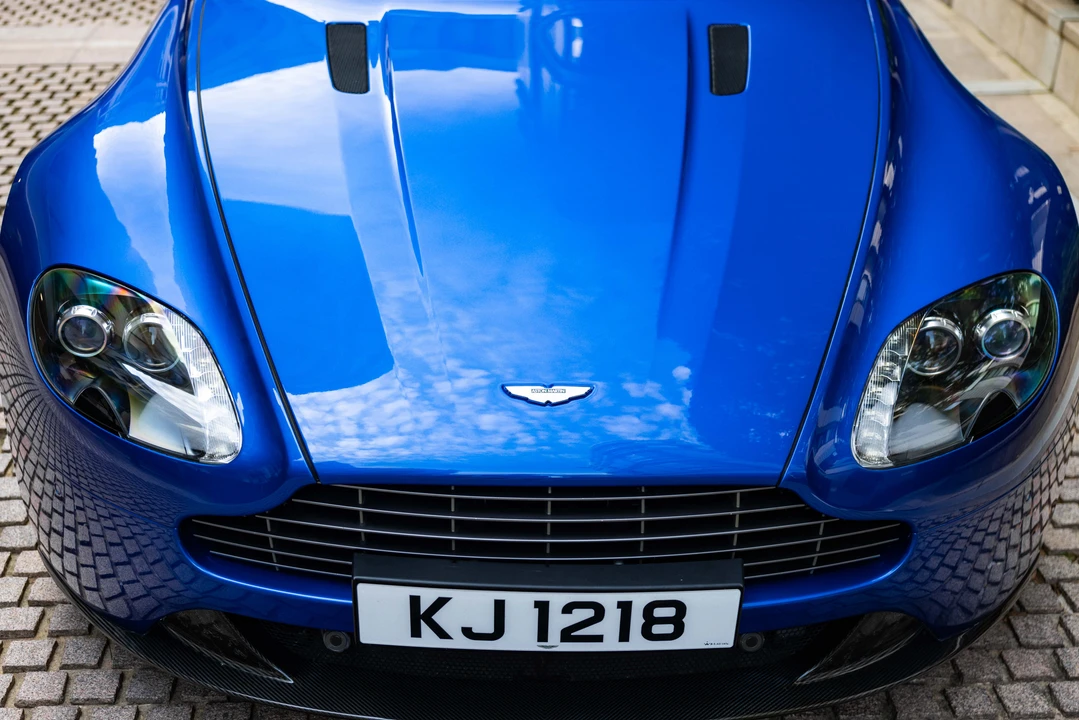 2011 Aston Martin V8 Vantage (2006-2017) - Image 30 of 31