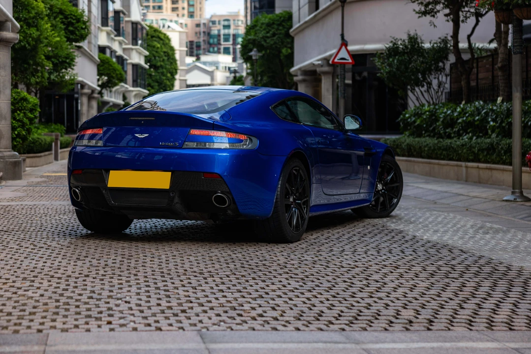 2011 Aston Martin V8 Vantage (2006-2017) - Image 5 of 31