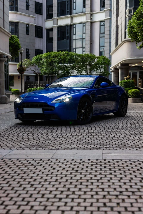2011 Aston Martin V8 Vantage (2006-2017) - Image 26 of 31