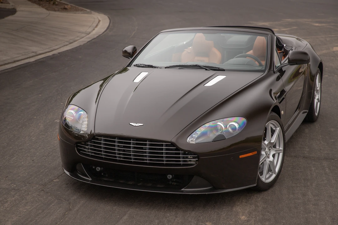 2011 Aston Martin V8 Vantage (2006-2017) - Image 16 of 31