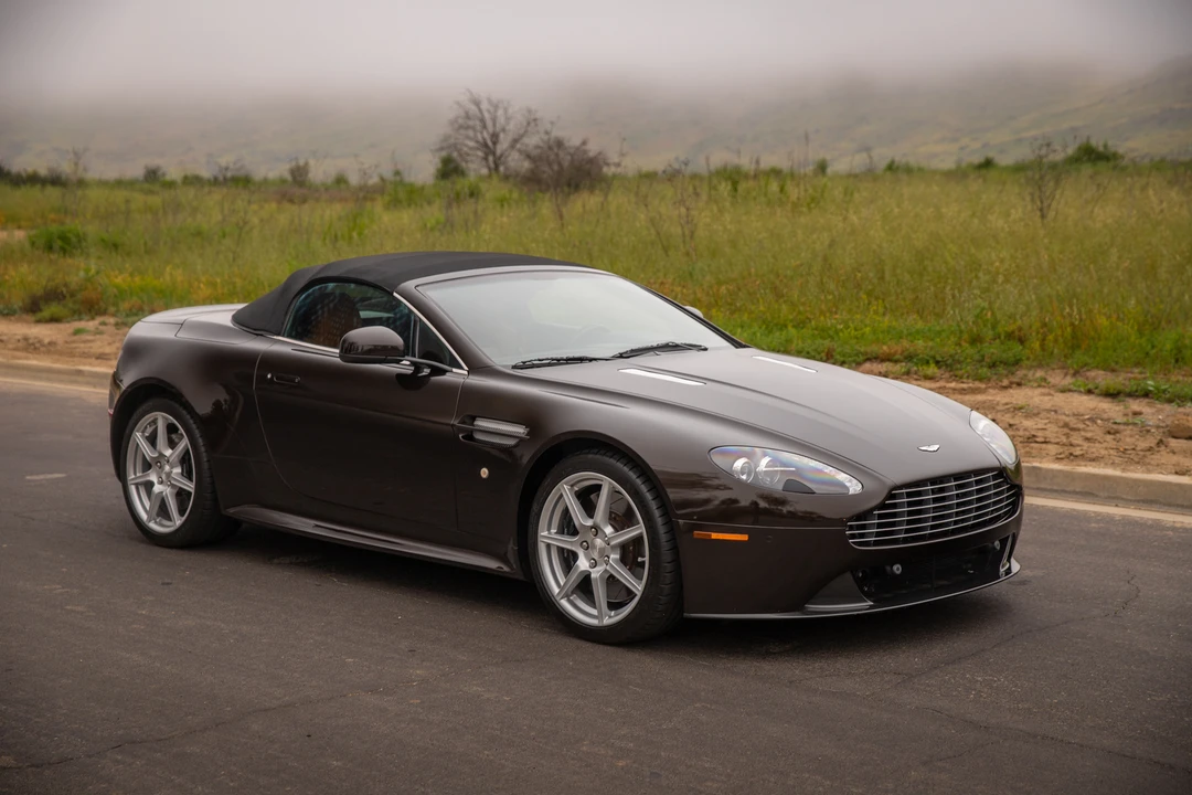 2011 Aston Martin V8 Vantage (2006-2017) - Image 27 of 31