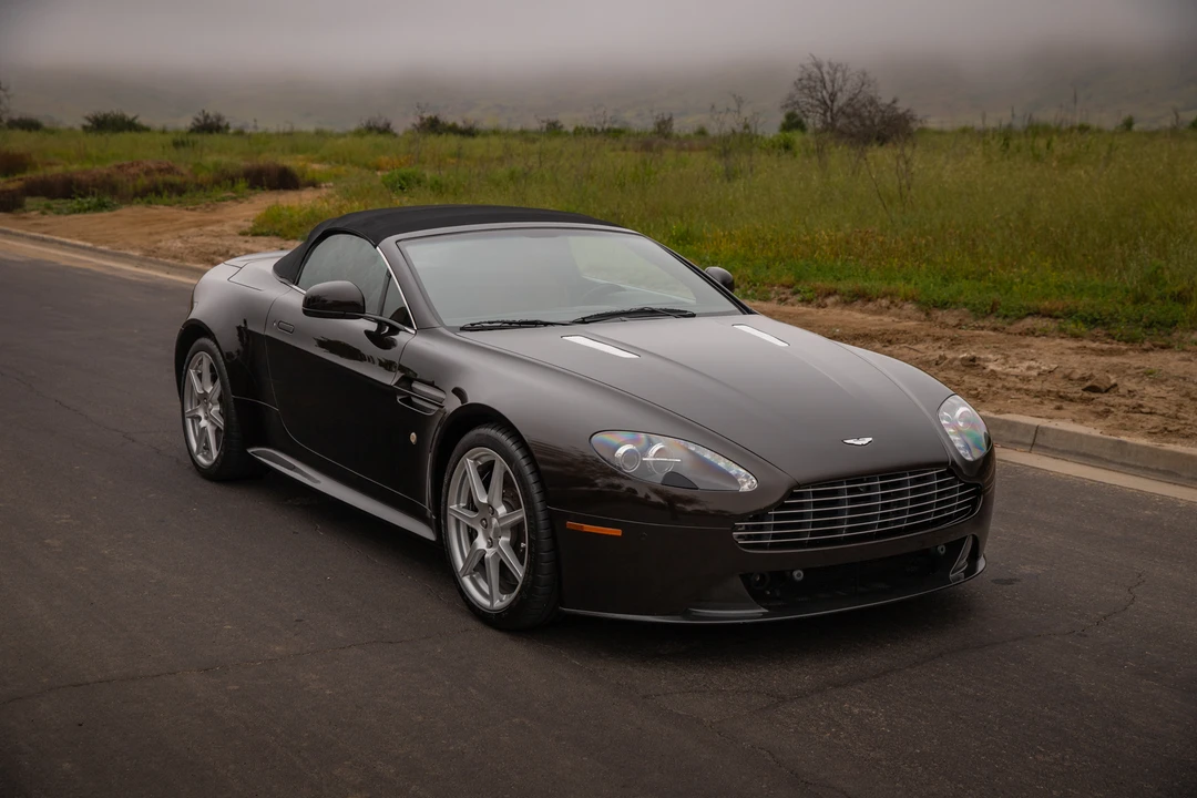 2011 Aston Martin V8 Vantage (2006-2017) - Image 26 of 31