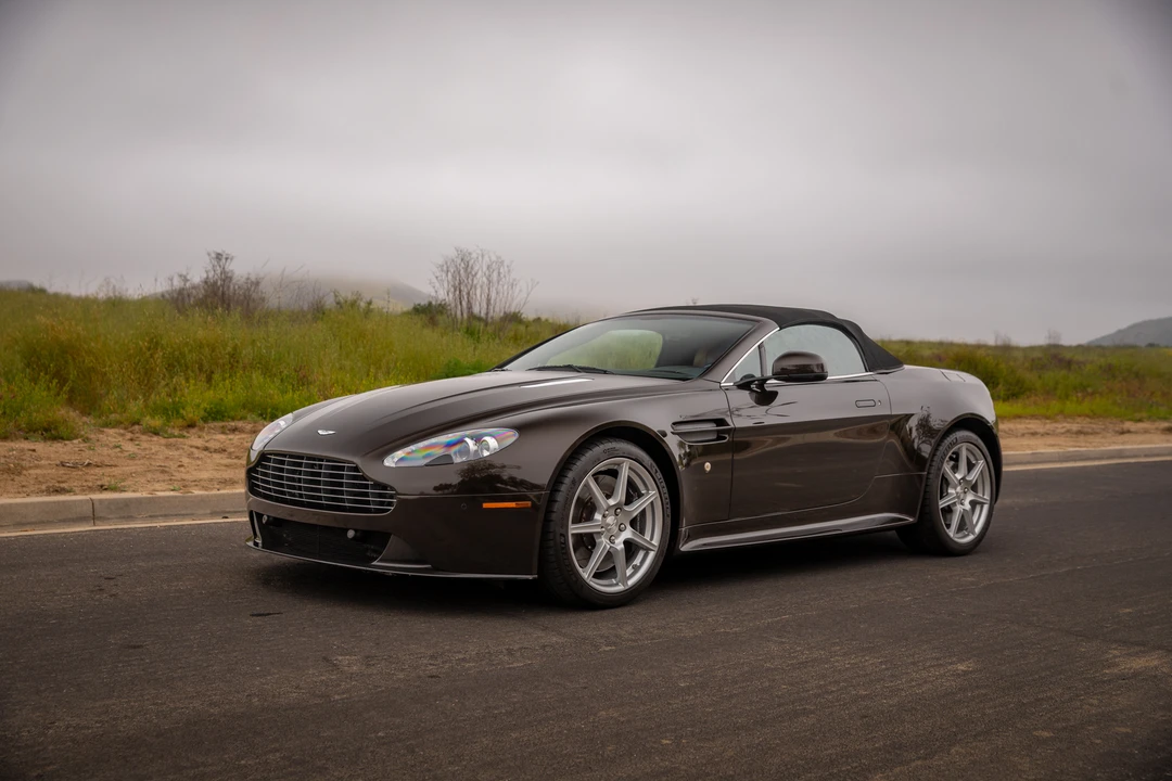 2011 Aston Martin V8 Vantage (2006-2017) - Image 23 of 31