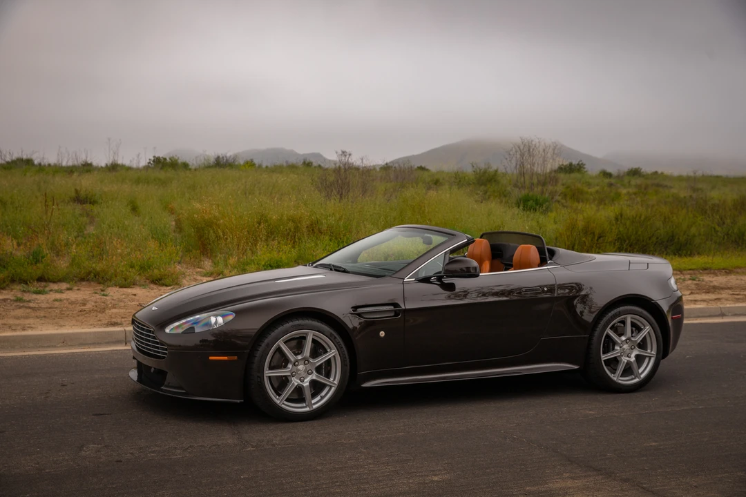 2011 Aston Martin V8 Vantage (2006-2017) - Image 13 of 31