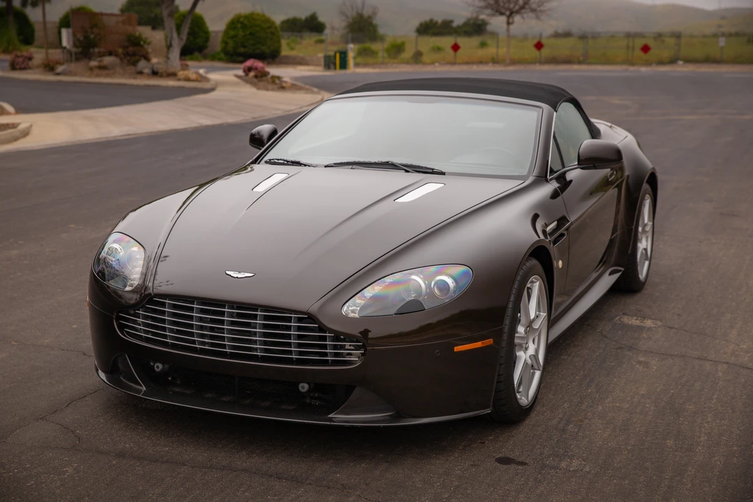 2011 Aston Martin V8 Vantage (2006-2017) - Image 24 of 31