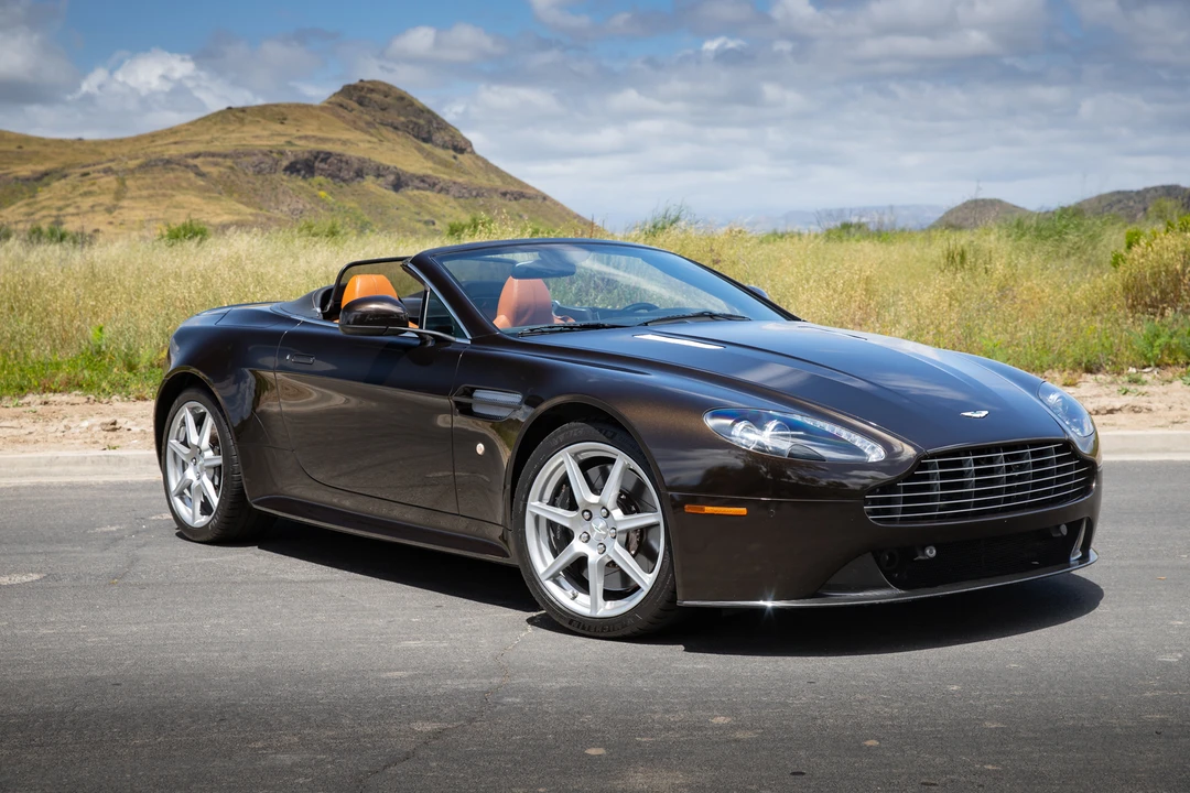 2011 Aston Martin V8 Vantage (2006-2017) - Image 3 of 31