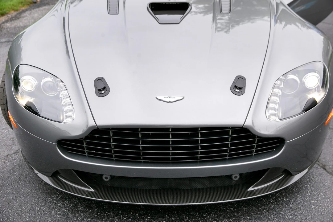 2011 Aston Martin V8 Vantage (2006-2017) - Image 16 of 31