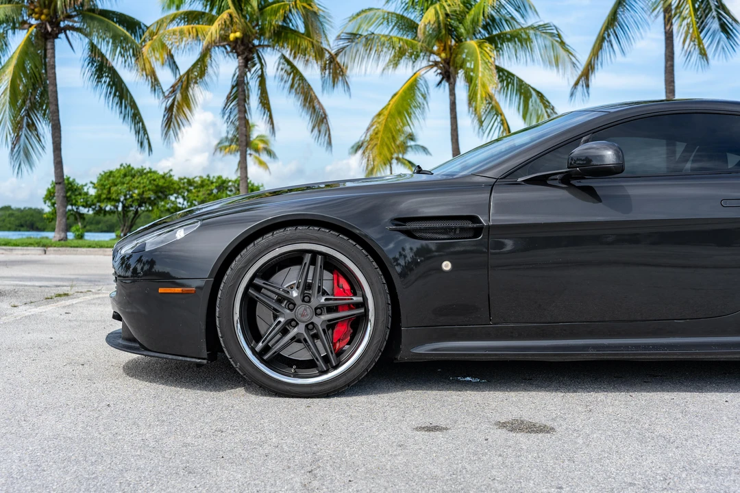 2011 Aston Martin V8 Vantage (2006-2017) - Image 21 of 31