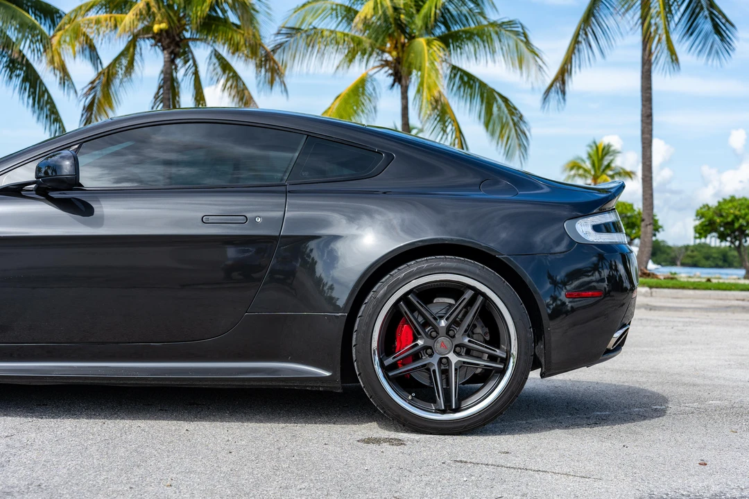 2011 Aston Martin V8 Vantage (2006-2017) - Image 31 of 31