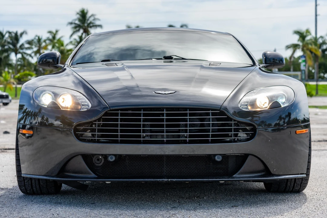 2011 Aston Martin V8 Vantage (2006-2017) - Image 2 of 31