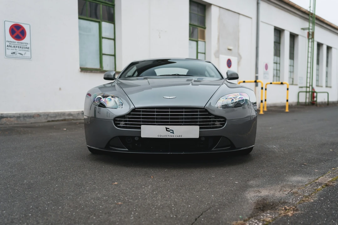 2011 Aston Martin V8 Vantage (2006-2017) - Image 10 of 21