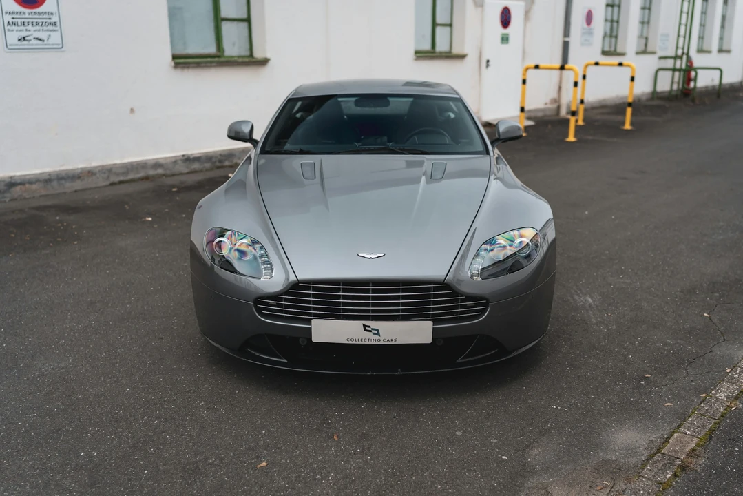 2011 Aston Martin V8 Vantage (2006-2017) - Image 18 of 21