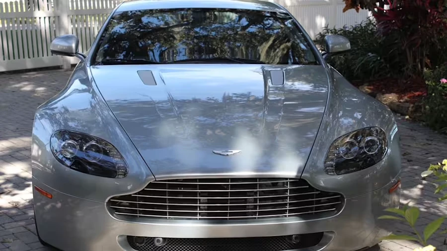 2011 Aston Martin V8 Vantage (2006-2017) - Image 4 of 11