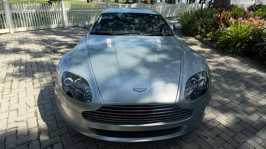 2011 Aston Martin V8 Vantage (2006-2017) - Image 7 of 11
