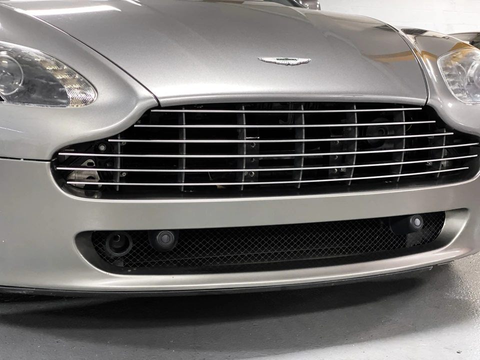 2011 Aston Martin V8 Vantage (2006-2017) - Image 30 of 31