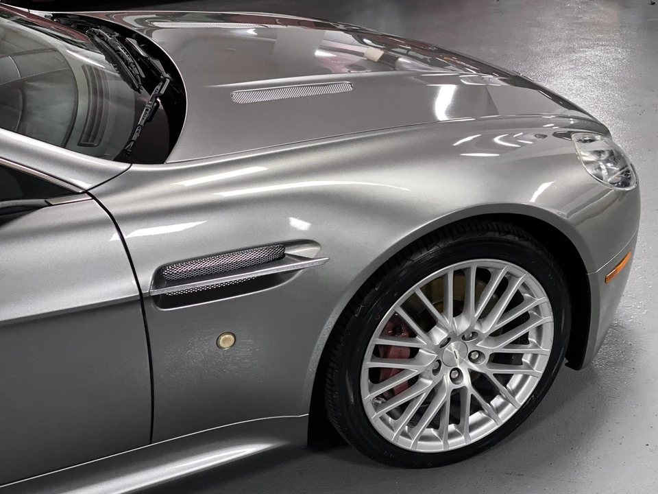 2011 Aston Martin V8 Vantage (2006-2017) - Image 27 of 31