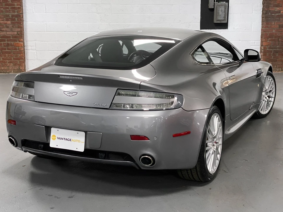 2011 Aston Martin V8 Vantage (2006-2017) - Image 8 of 31