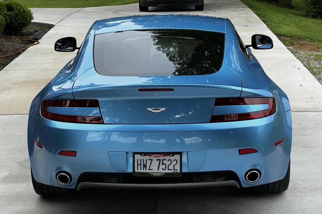 2011 Aston Martin V8 Vantage (2006-2017) - Image 5 of 31