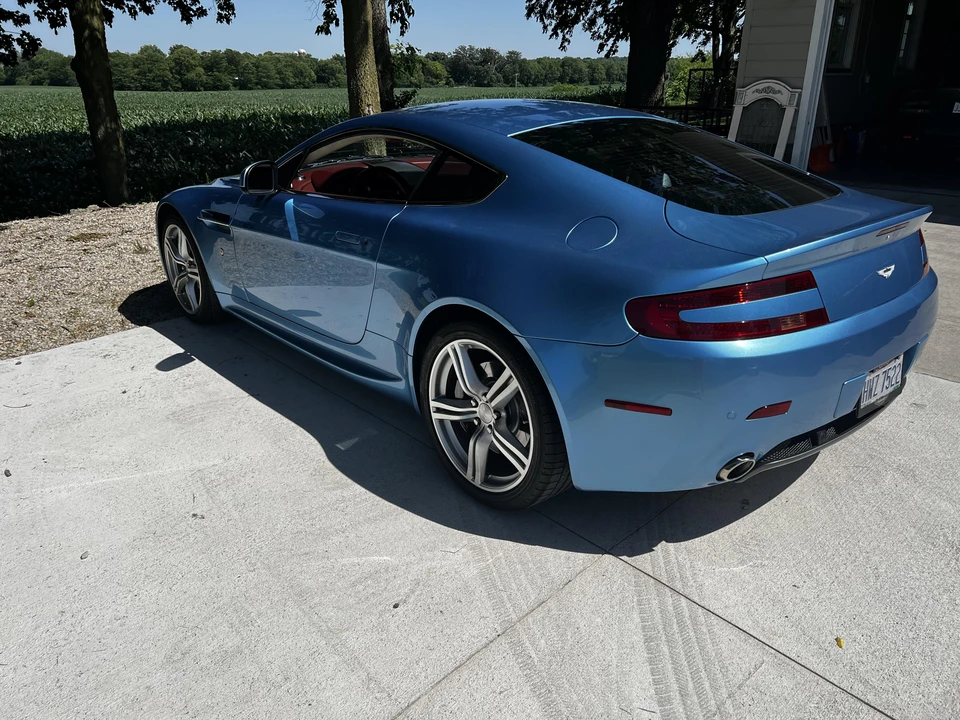 2011 Aston Martin V8 Vantage (2006-2017) - Image 18 of 31