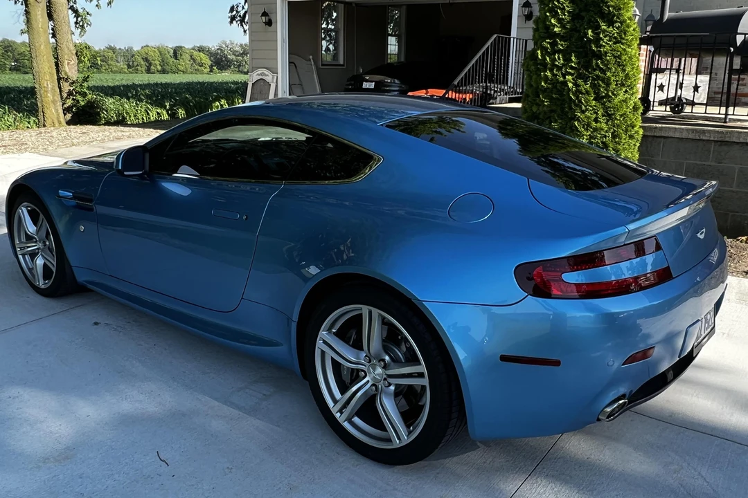 2011 Aston Martin V8 Vantage (2006-2017) - Image 15 of 31