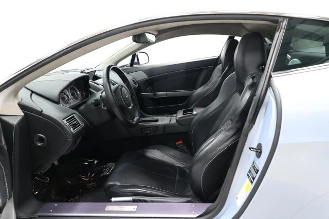 2011 Aston Martin V8 Vantage (2006-2017) - Image 12 of 31