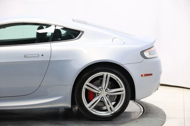 2011 Aston Martin V8 Vantage (2006-2017) - Image 9 of 31