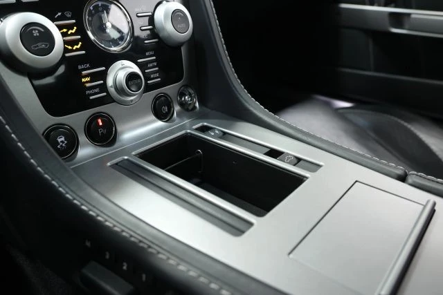 2011 Aston Martin V8 Vantage (2006-2017) - Image 31 of 31