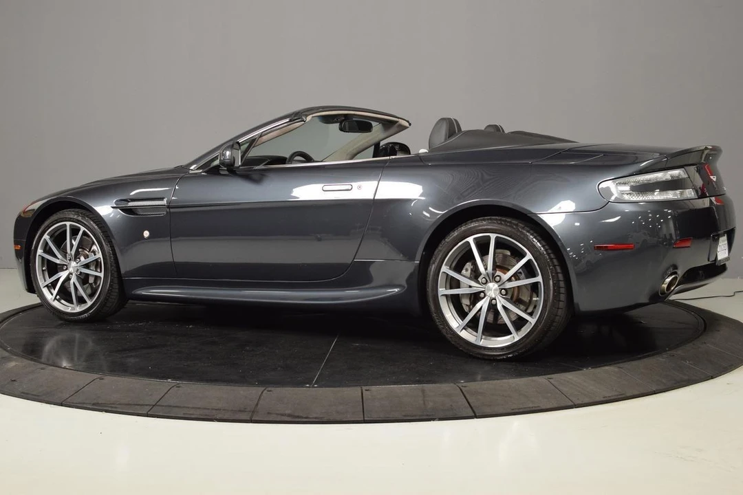 2011 Aston Martin V8 Vantage (2006-2017) - Image 8 of 16