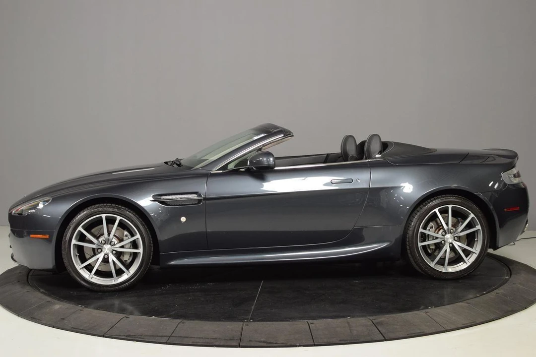 2011 Aston Martin V8 Vantage (2006-2017) - Image 7 of 16