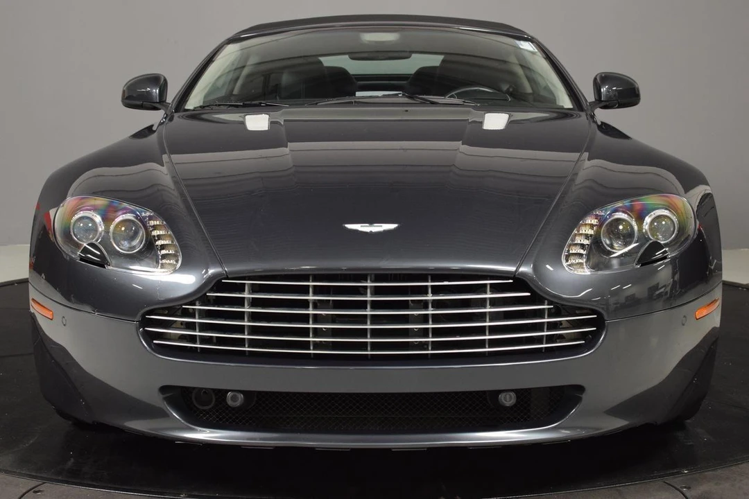 2011 Aston Martin V8 Vantage (2006-2017) - Image 9 of 16