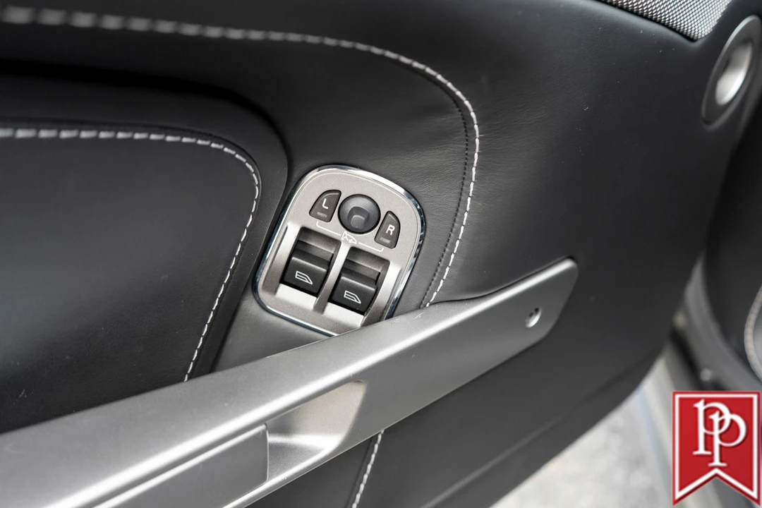 2011 Aston Martin V8 Vantage (2006-2017) - Image 10 of 21