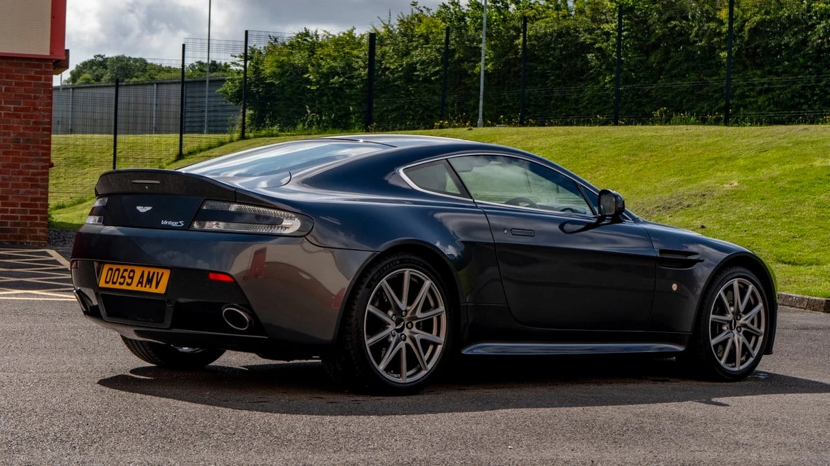 2011 Aston Martin V8 Vantage (2006-2017) - Image 18 of 30