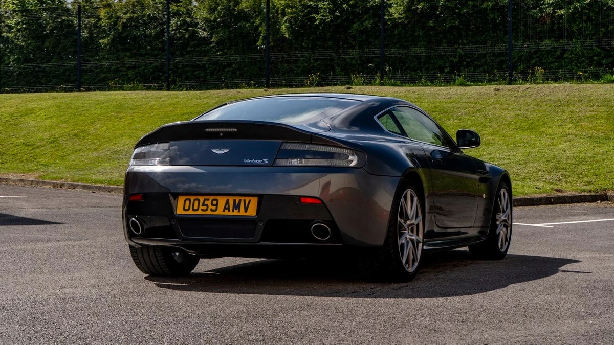 2011 Aston Martin V8 Vantage (2006-2017) - Image 21 of 30