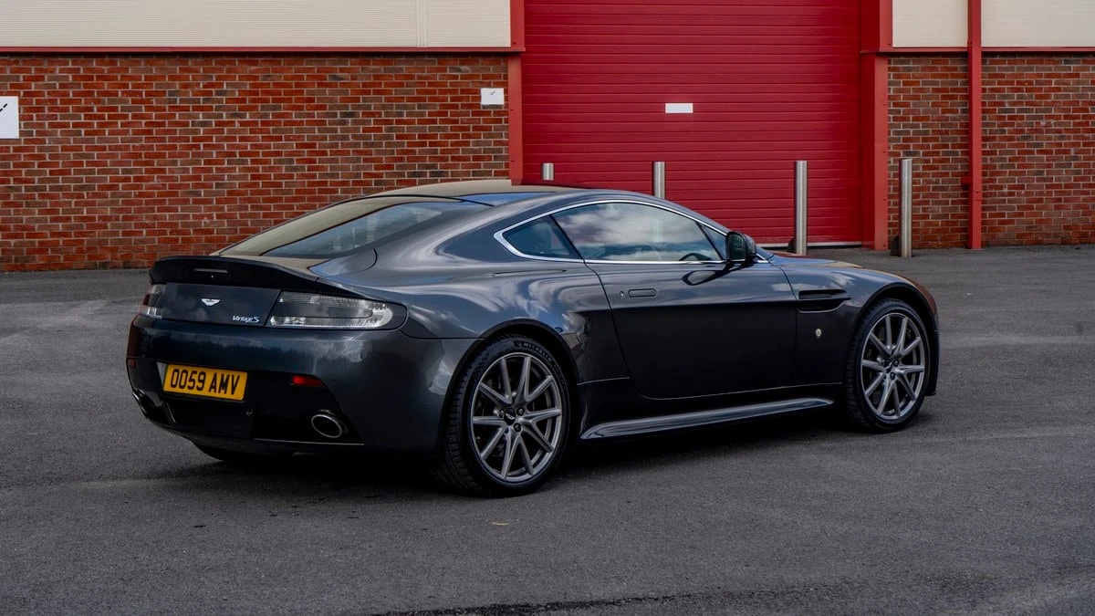 2011 Aston Martin V8 Vantage (2006-2017) - Image 5 of 30