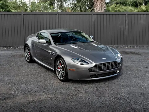 2011 Aston Martin Vantage V8