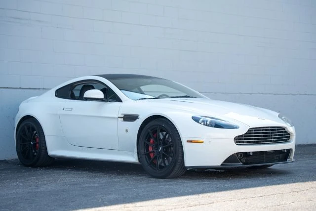 2011 Aston Martin V8 Vantage (2006-2017) - Image 8 of 14