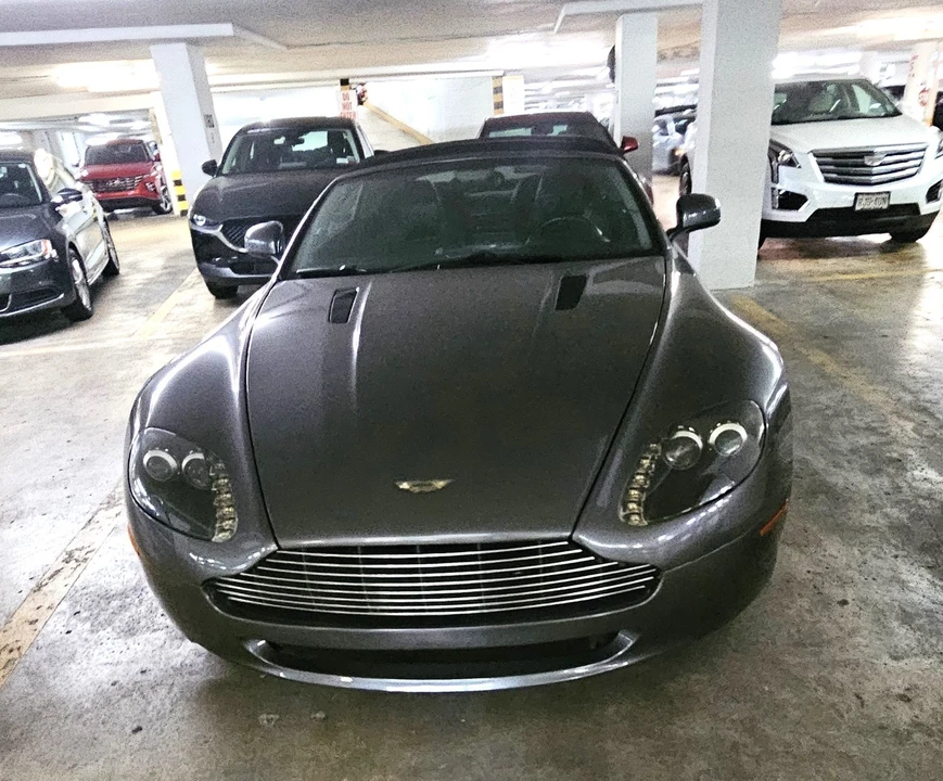 2011 Aston Martin V8 Vantage (2006-2017) - Image 2 of 21