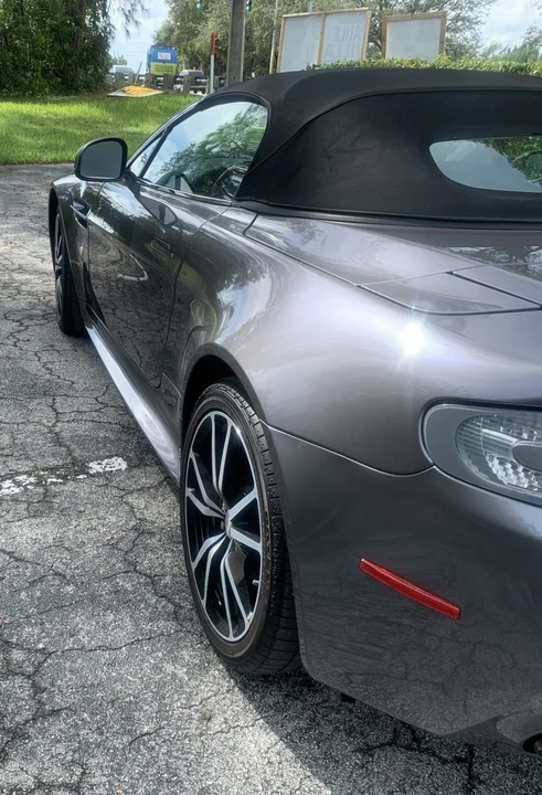 2011 Aston Martin V8 Vantage (2006-2017) - Image 11 of 21