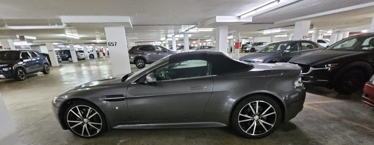 2011 Aston Martin V8 Vantage (2006-2017) - Image 4 of 21