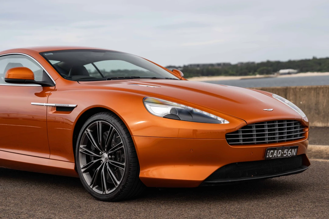 2011 Aston Martin Virage (2011-2012) - Image 19 of 31