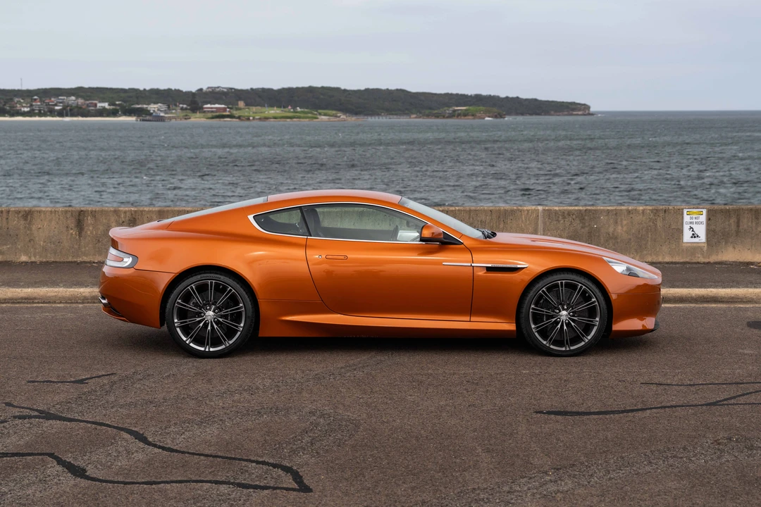 2011 Aston Martin Virage (2011-2012) - Image 16 of 31