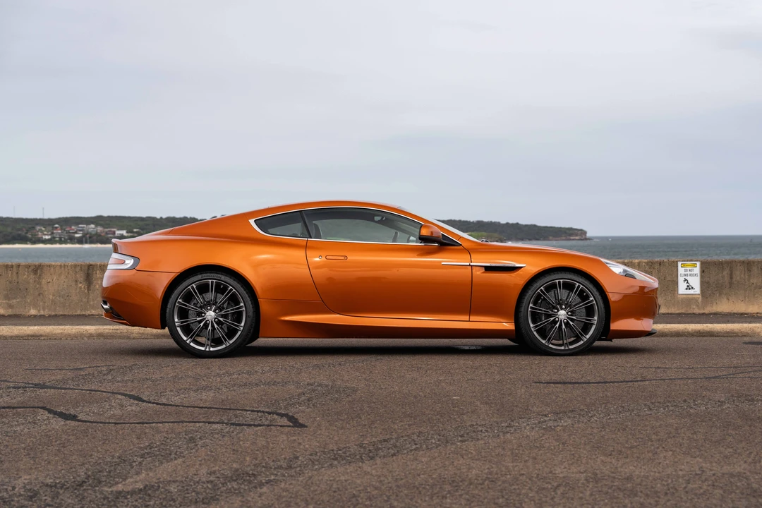 2011 Aston Martin Virage (2011-2012) - Image 8 of 31