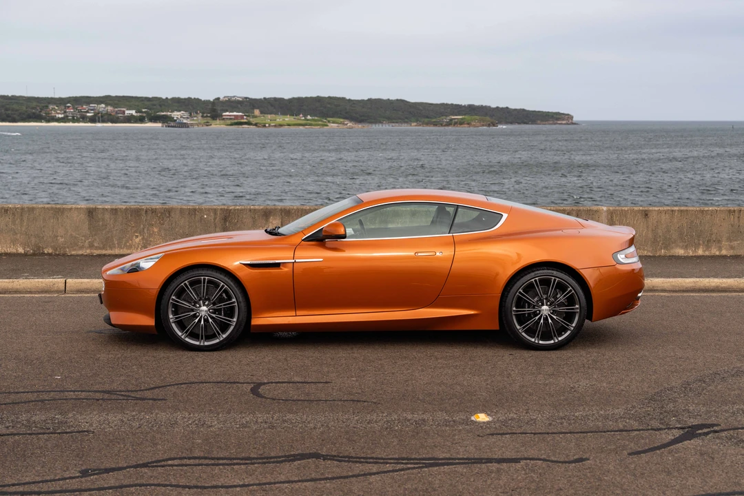 2011 Aston Martin Virage (2011-2012) - Image 12 of 31