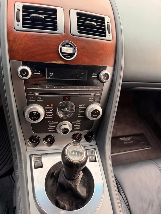 2011 Aston Martin DB9 - Image 8 of 11