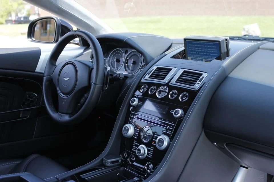 2011 Aston Martin DBS (2008-2012) - Image 5 of 15